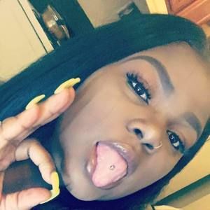 Meet your Posher, Takiia